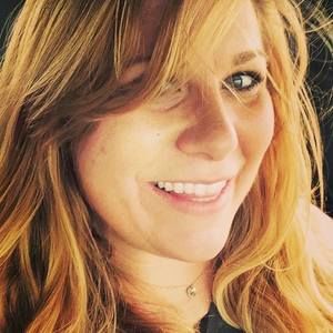 Meet your Posher, Stacy